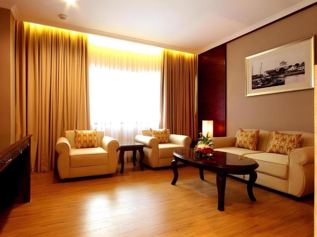 Kartika Chandra Hotel Dżakarta Zewnętrze zdjęcie