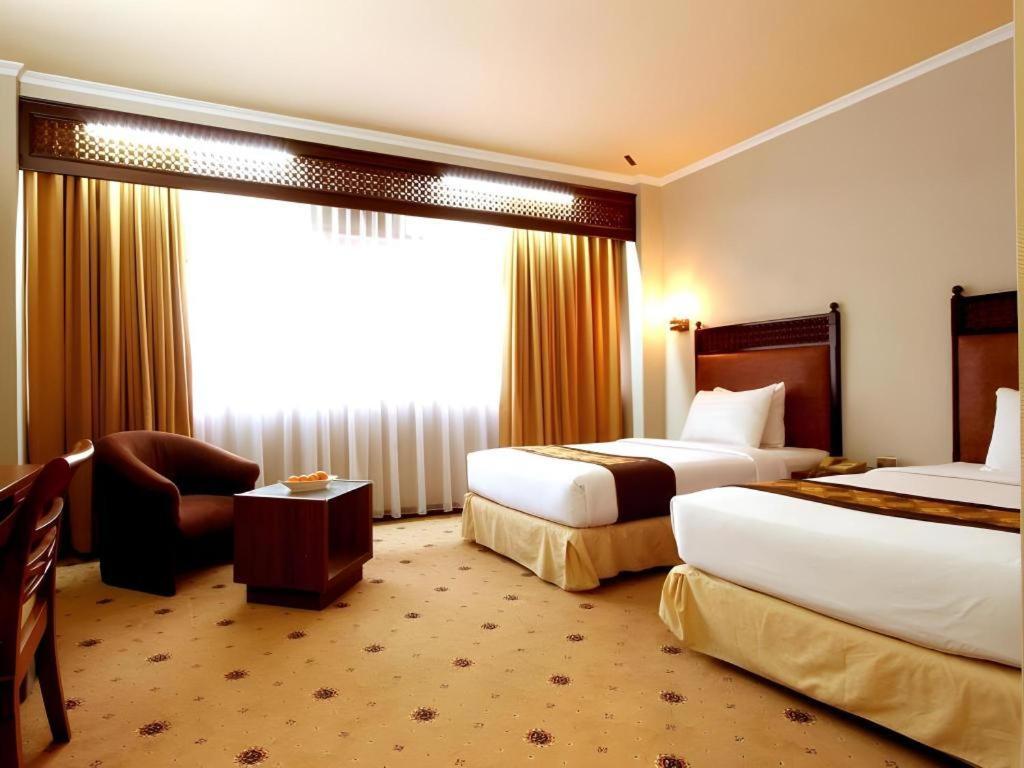 Kartika Chandra Hotel Dżakarta Zewnętrze zdjęcie